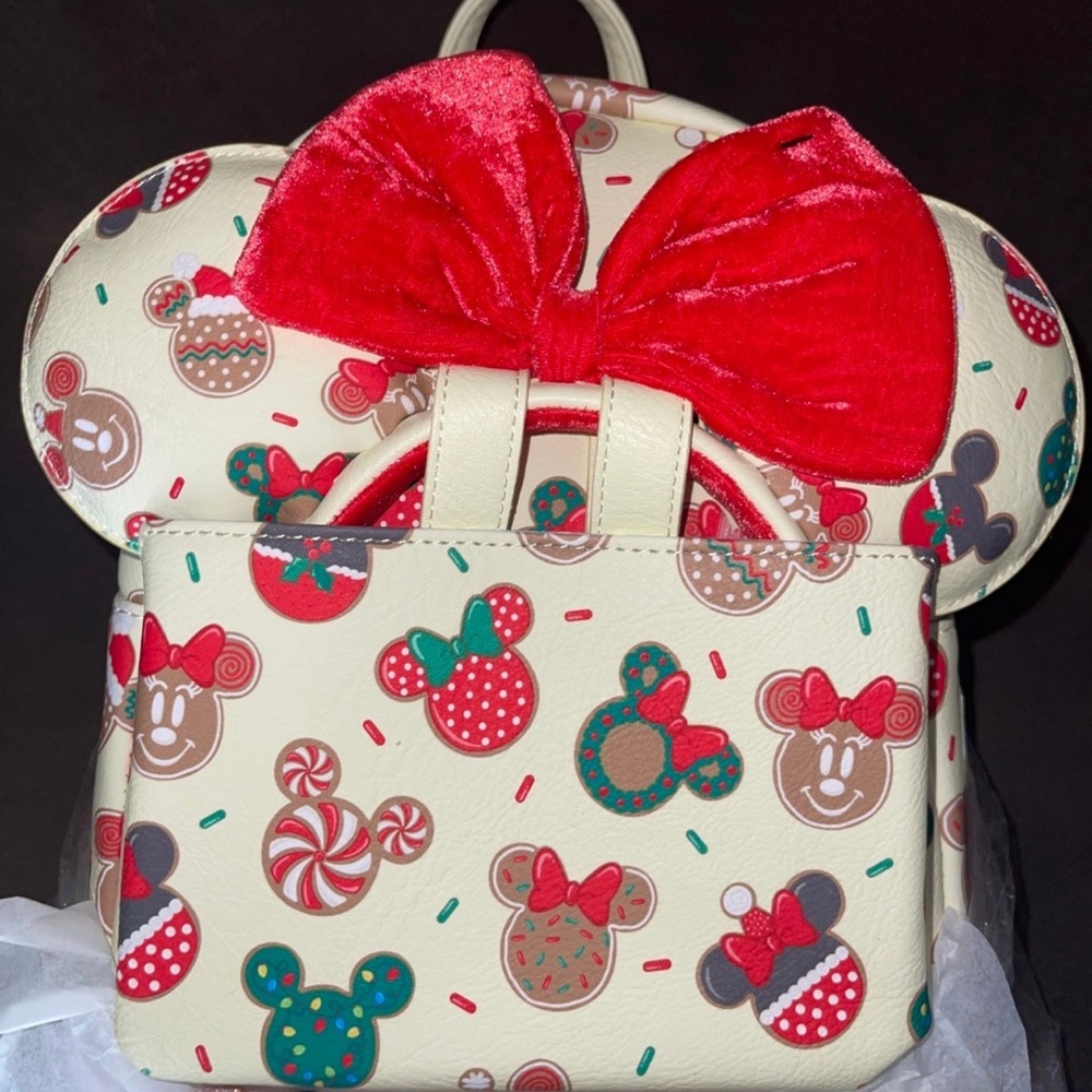Disney Loungefly Christmas cookies set - Picture 2 of 11